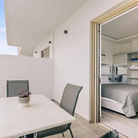 Apartment Lighthouse *