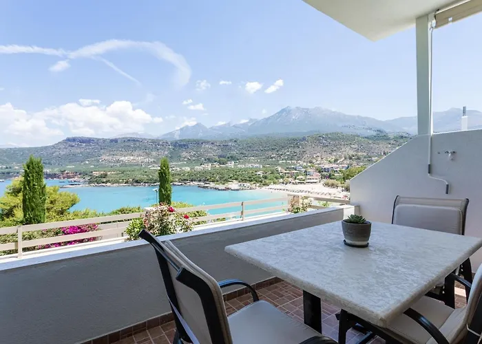 Lighthouse Apartment *